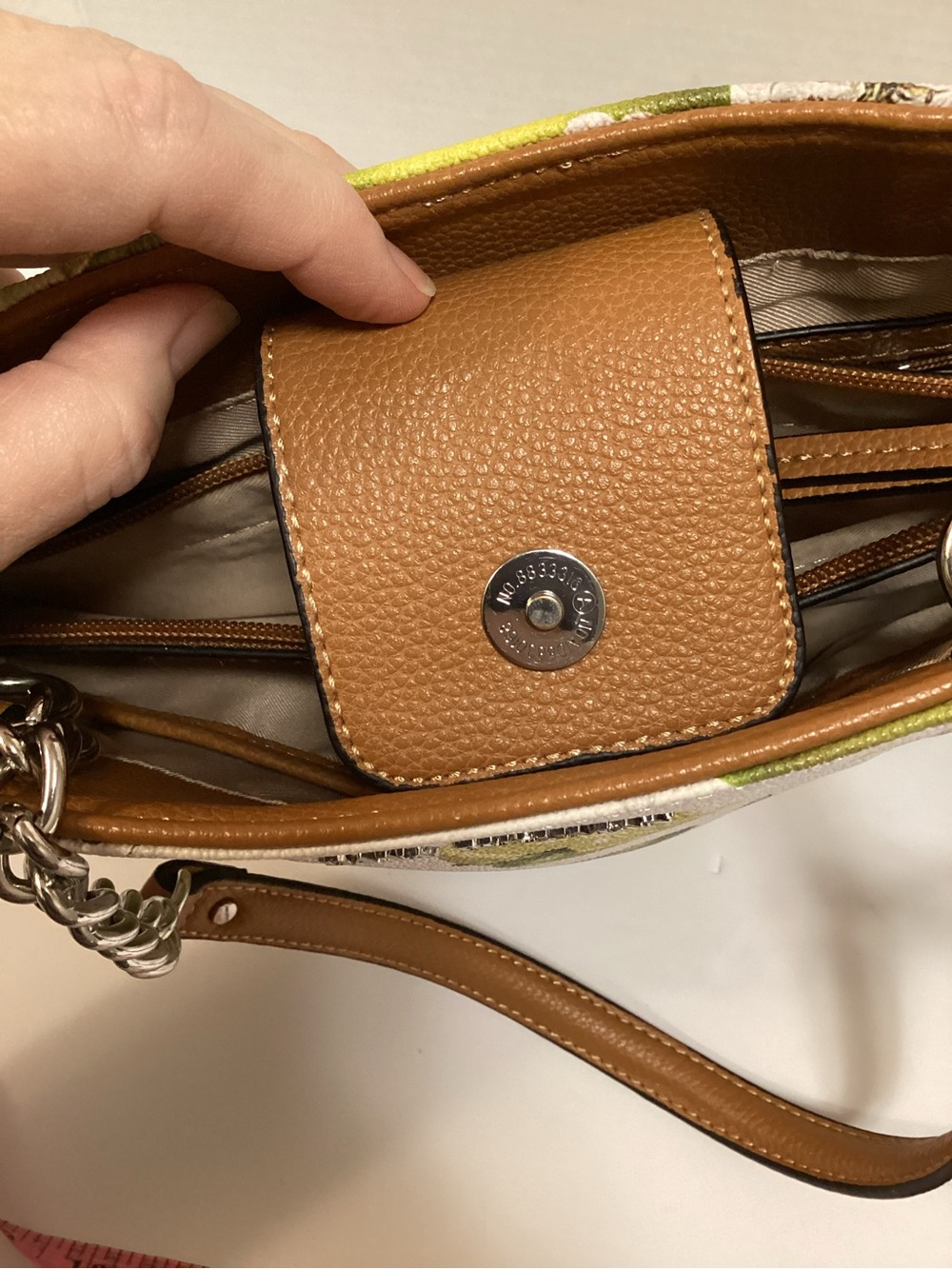 Dana Buchman Off-White Shoulder Bag with Green & Yellow Fruit Print - Picture 10 of 16